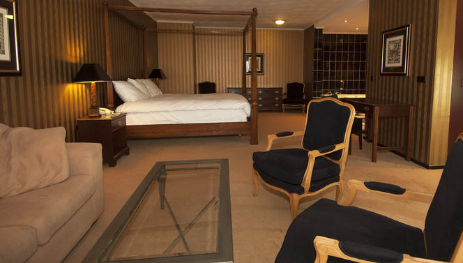 comfortkamer met open badkamer